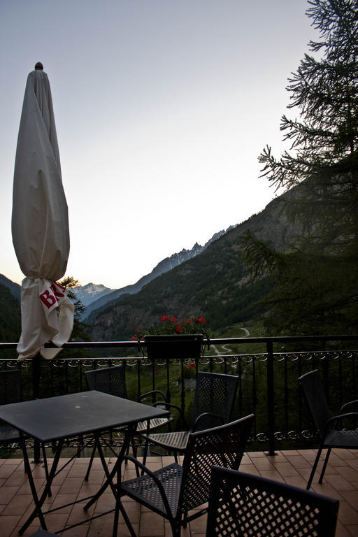Locanda Lac Place Moulin Bionaz ภายนอก รูปภาพ